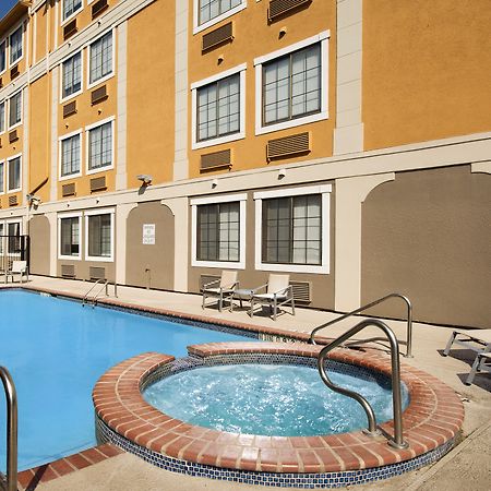 Holiday Inn Express & Suites San Antonio - Downtown Market Area By Ihg Extérieur photo