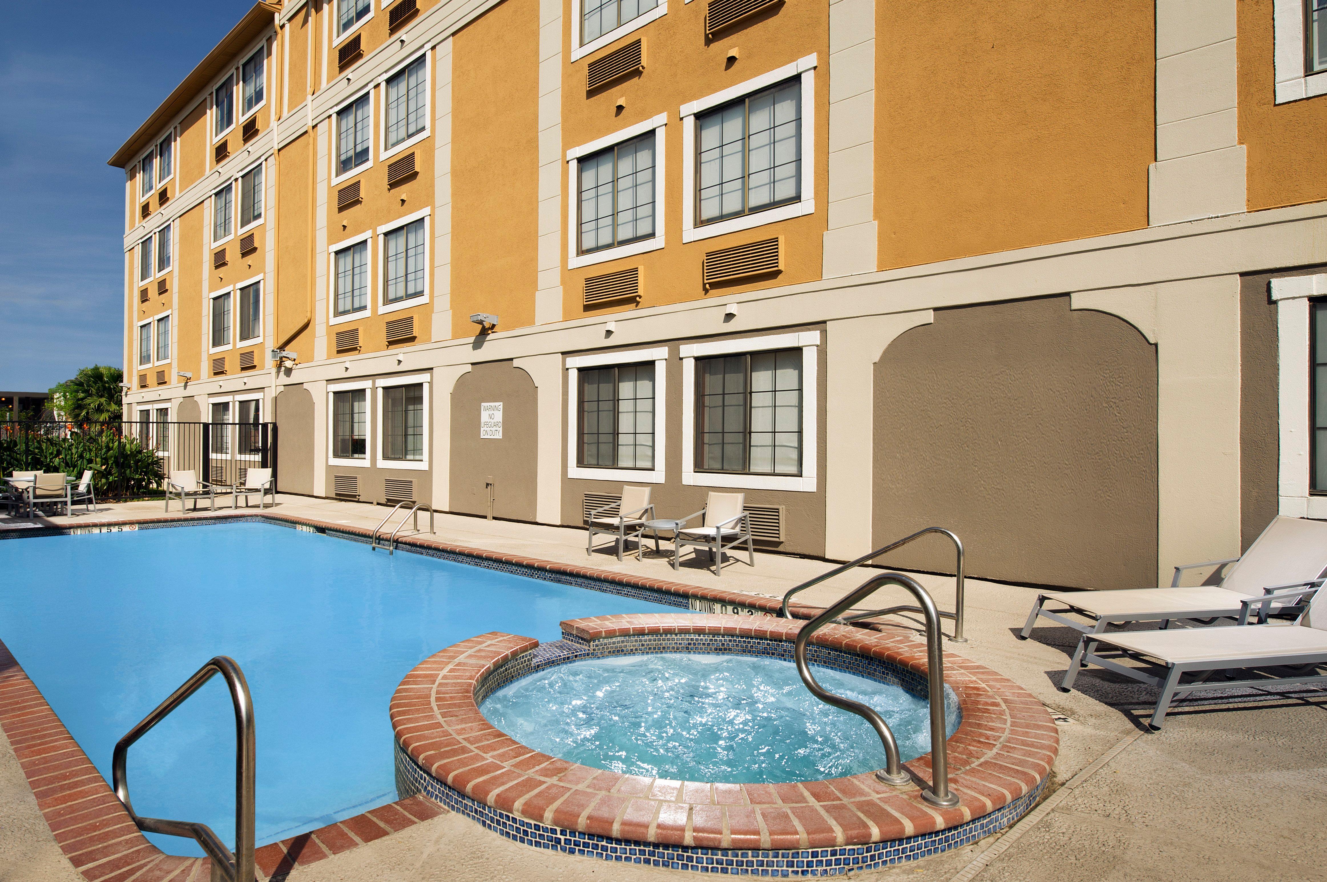 Holiday Inn Express & Suites San Antonio - Downtown Market Area By Ihg Extérieur photo