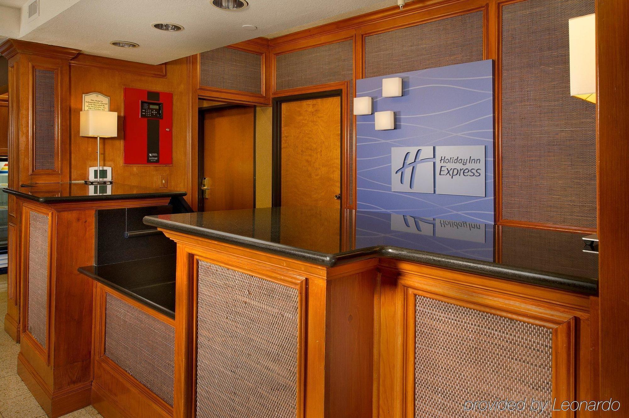 Holiday Inn Express & Suites San Antonio - Downtown Market Area By Ihg Extérieur photo